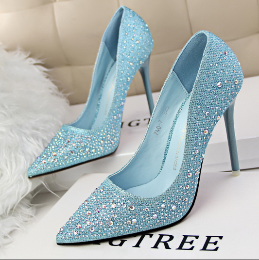 Pointed-toe Sparkle Heels