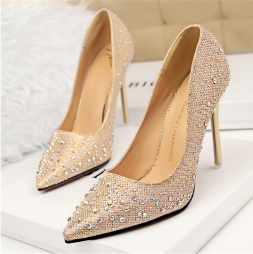 Pointed-toe Sparkle Heels